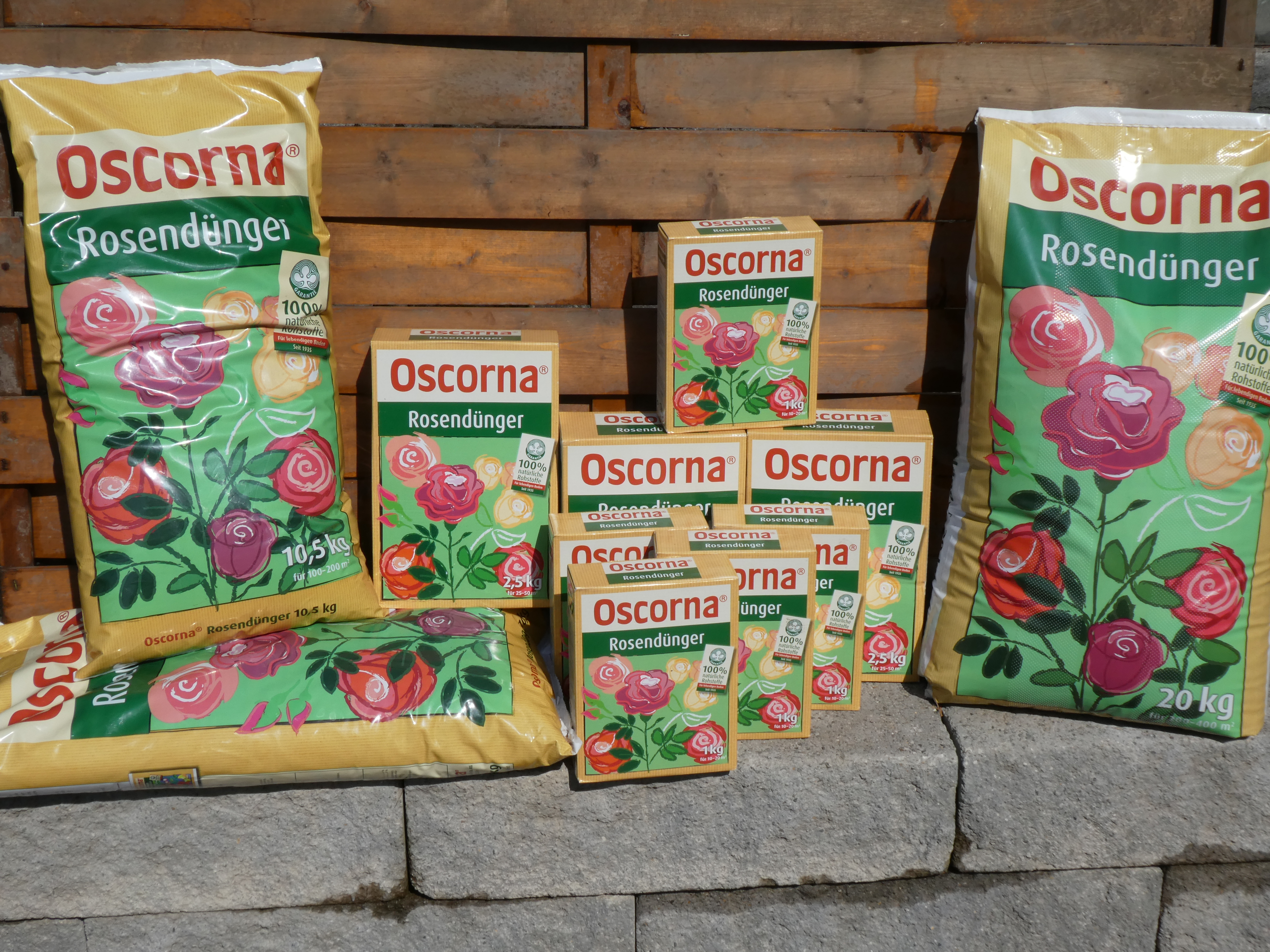 Oscorna Rosendnger online kaufen | 1 kg und 2,5 kg im Karto | 10,5 kg und 20  kg Sack